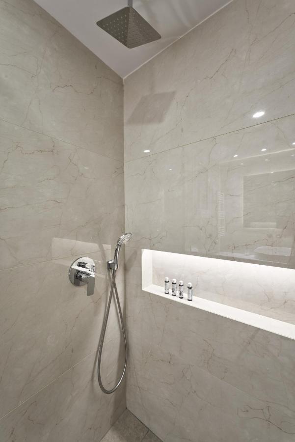 Urban Heights 3Bd Apt, Next To Hilton Athens Ngoại thất bức ảnh