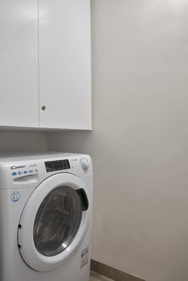 Urban Heights 3Bd Apt, Next To Hilton Athens Ngoại thất bức ảnh